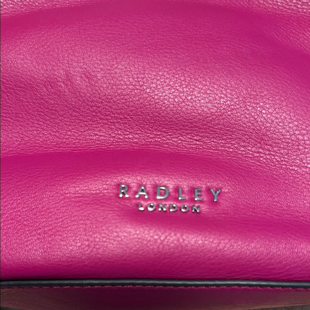 RADLEY LONDON Pink Leather Shoulder Bag with Slouchy Design - Picture 3 of 7